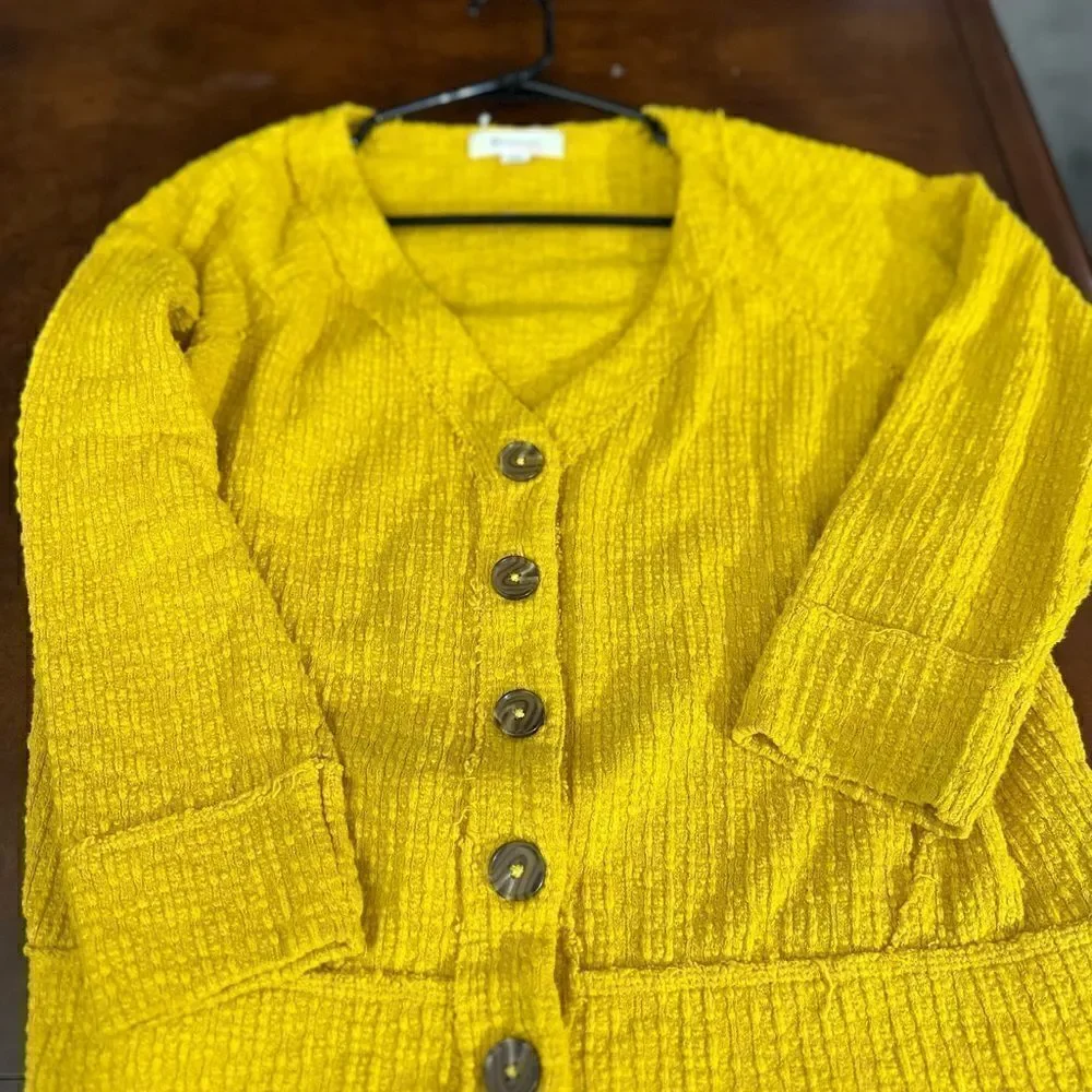 Two by Vince Camuto Ladies' Button Cardigan Size  Mustard Yellow Large NWOT